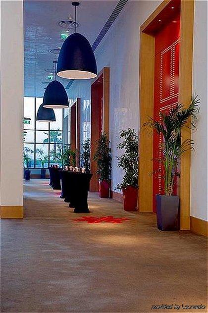 Staybridge Suites Yas Island Abu Dhabi By Ihg Interior photo